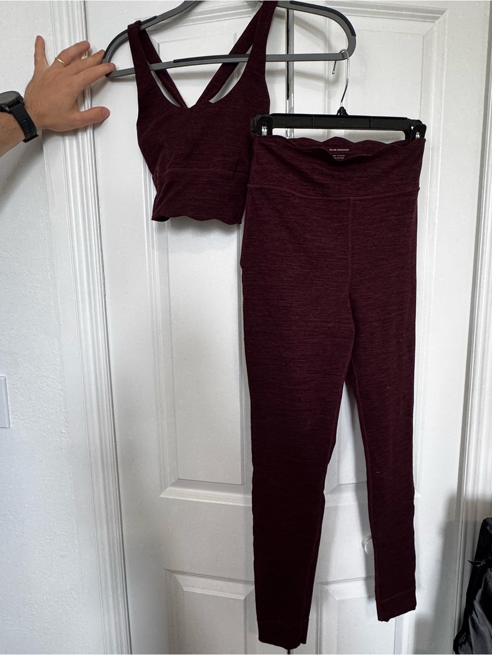 Club Monaco Heathered Wine Scalloped Workout Set